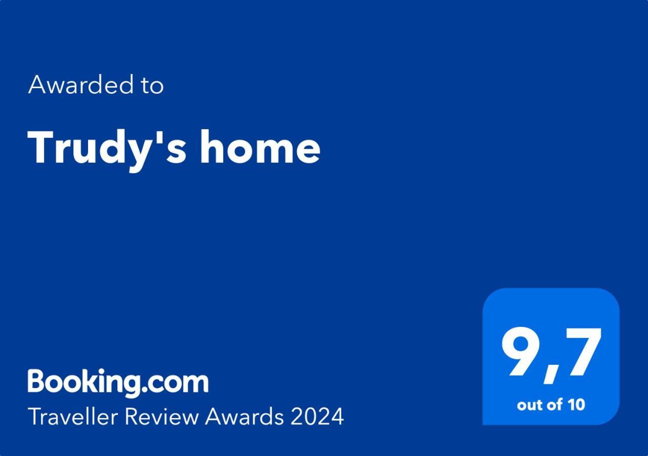 Trudy'S Home Ostuni Luaran gambar